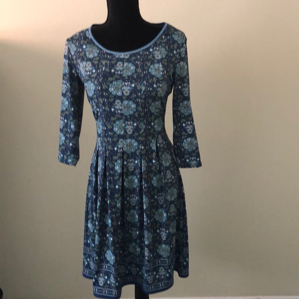 Ladies dress